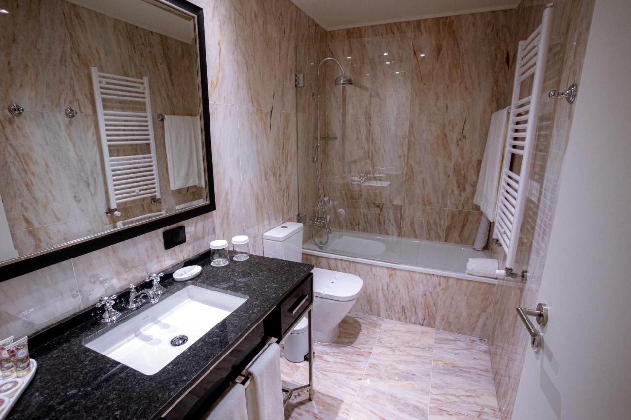 Solar Do Requeijo By Luna Hotels & Resorts Arcos de Valdevez Eksteriør bilde Bathroom